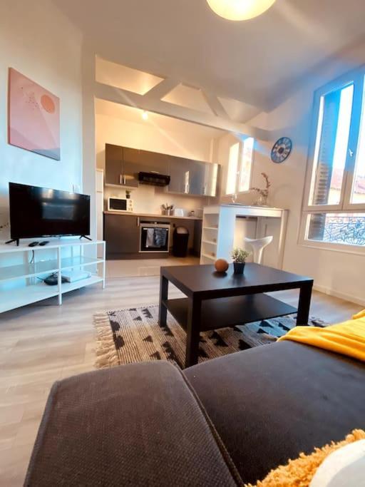 Апартаменты Proche Paris-Calme-Wifi-Netflix Вильжюиф Экстерьер фото
